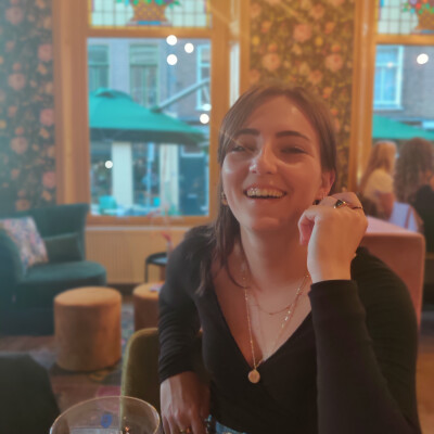 Esmée zoekt een Kamer / Appartement / Studio in Nijmegen