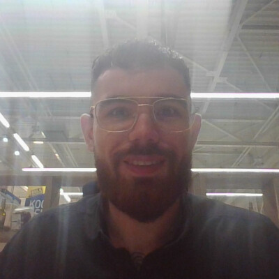 Dimitri zoekt een Appartement / Studio in Nijmegen